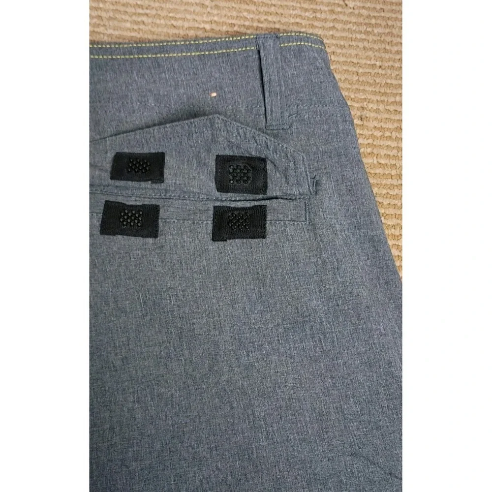 AFTCO Aftech Cargo Shorts Men's 32 Light Gray Stretch American Fishing Hybrid